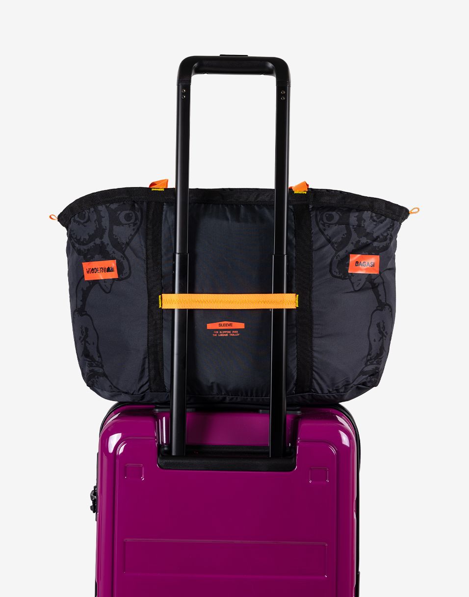 Celestial Bloom Lipa - Duffle Bag